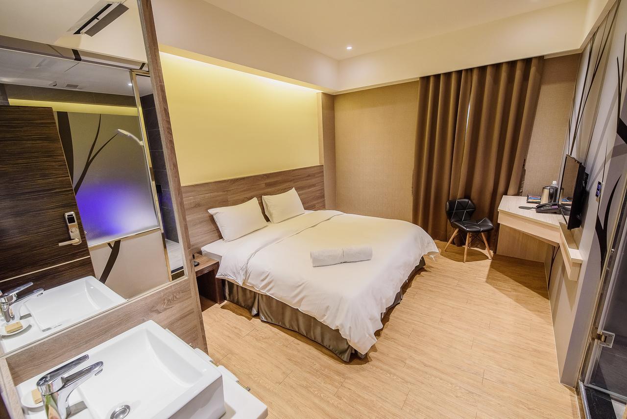 Six Fukun Hotel Jiaoxi Eksteriør billede